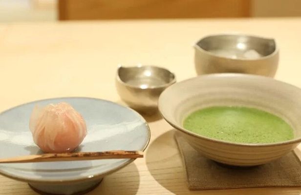 Kyoto WAKIMIZU Half Day Tour: Secrets of Matcha & Wagashi Sweets