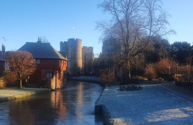 The Highlights of Canterbury - a One Hour Historical Walking Tour