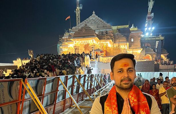 Ayodhya Private Tour & Temple Visits-Special support for Seniors