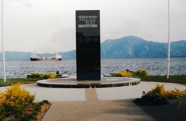 3-Hour WWII Private Bus Tour for Cruise Ship Passengers