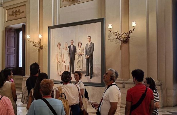 Prado Museum & Royal Palace: Madrid Guided Tour in English
