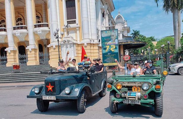 Exploring Ho Chi Minh City and Cu Chi Tunnels
