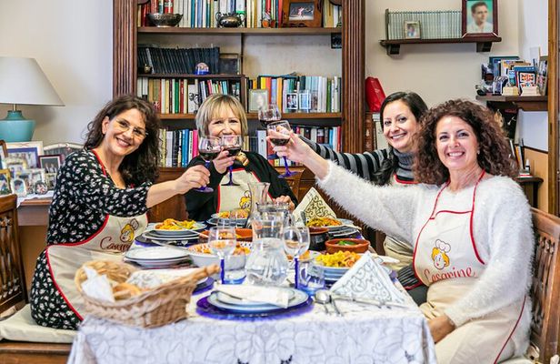Traditional Dining Experience in Perugia's Scenic Countryside
