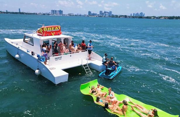 Catamaran Tour in Miami with Jet Ski and Banana Boat included