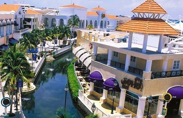 Discover Cancun: City Tour, Culture & Shopping in One Day