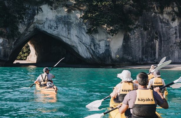 Cathedral Cove Kayak Tour from Hahei beach