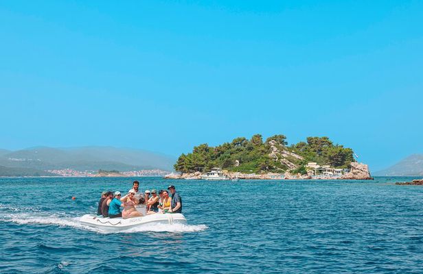 Korčula & Lumbarda Islands Boat Tour with Snorkeling & Shipwreck