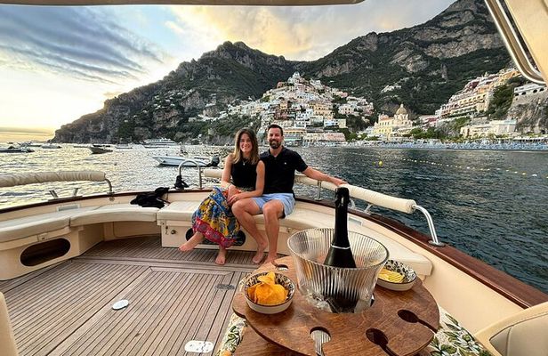 Shared Positano boat tour from Sorrento