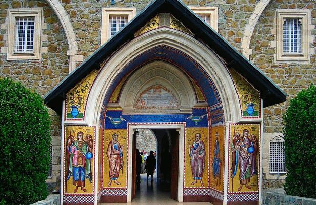 Troodos, Kykkos Monastery, Omodos and Winery from Limassol