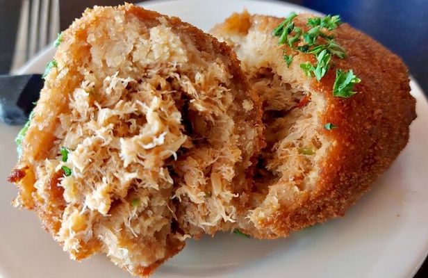 Tampa Walking Food Tour with Secret Food Tours
