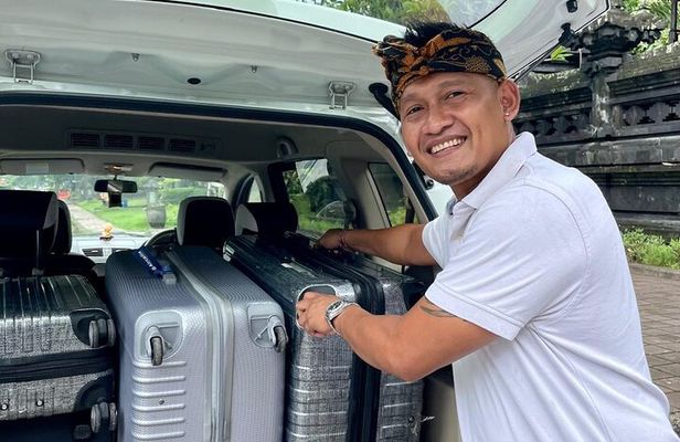 Bali Private Driver (Airport pickup, Ubud Tour, East Bali Tour)