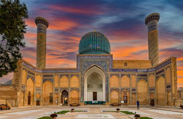 Samarkand One Day Guided Tour from Tashkent by Fast Train