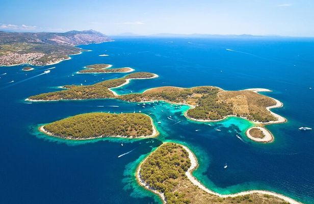 All inclusive Private 3 or5 islands boat tour&blue lagoon or cave
