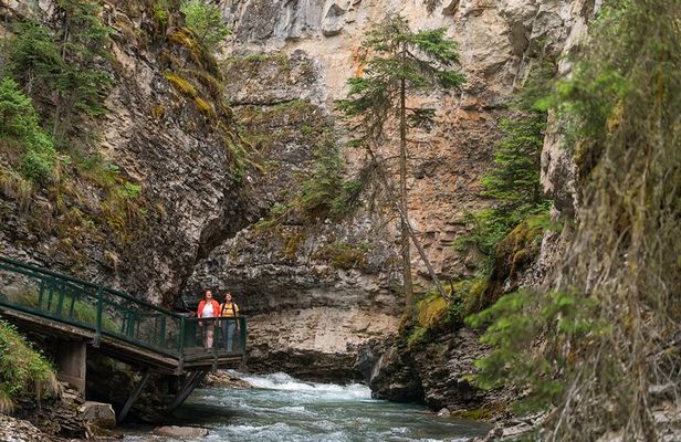 Johnston Canyon, Moraine Lake, Banff, Lake Louise Trip