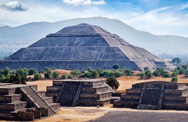 Pyramids of Teotihuacan, Basilica of Guadalupe and Three Cultures