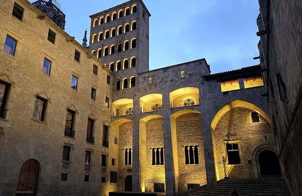 Barcelona Gothic Quarter History Tour 