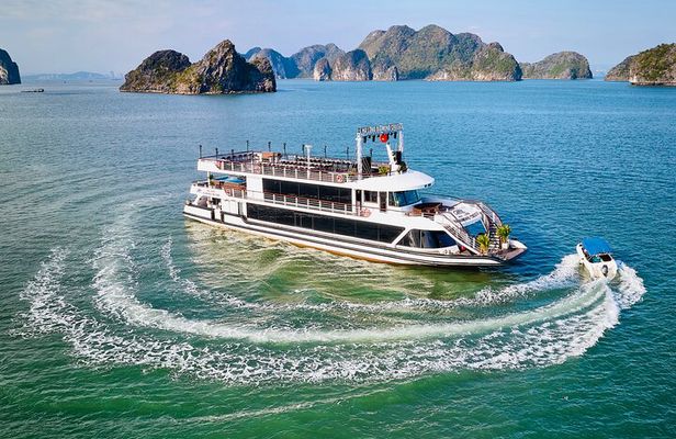 Ha Long Bay Day Cruise: Sung Sot, Luon & Titop (Diamond Luxury)