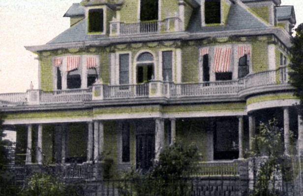 Key West After Dark, Ghost, Santeria & Voodoo Pedicab Tour