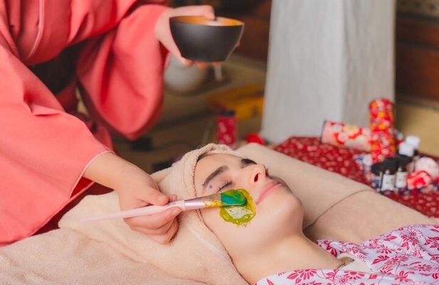 Osaka Zen Matcha facial pack & head spa at the temple <90-min>