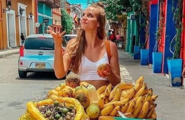 Cartagena and Getsemaní Tour with Bourdain-Style Lunch