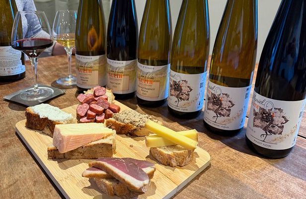 Wine cellar visit and feminine tasting - gourmet formula