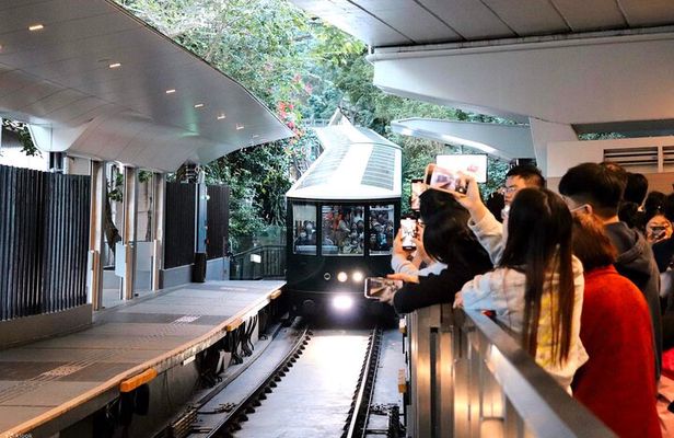 Hong Kong Peak Tram and Sky Terrace 428 Tickets (Optional)