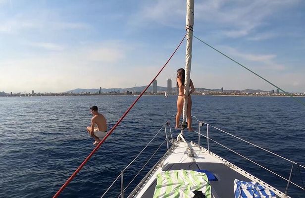 Barcelona private Sailing Tour