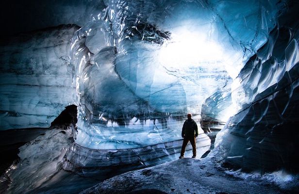 Private Superjeep South Coast and Katla Ice Cave