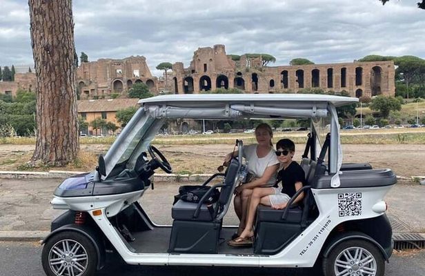 Rome Private Sightseeing Tour by Golf Cart