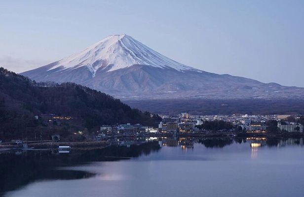 Mount Fuji Tour with Lake Kawaguchiko on Private Basis