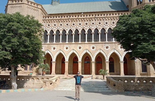 Full Day Karachi Private City Tour