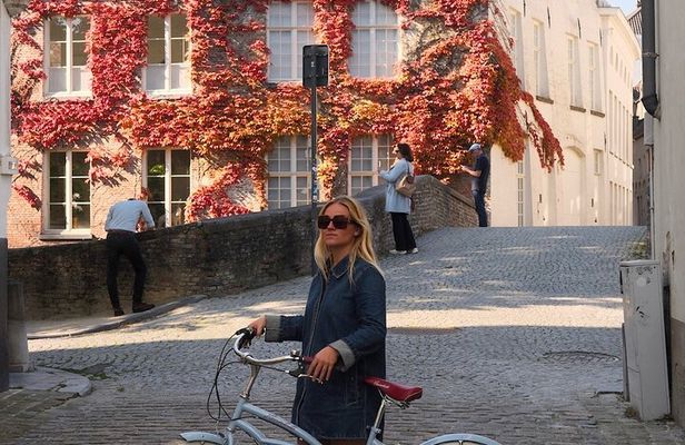 Premium City Bike Tours in Bruges