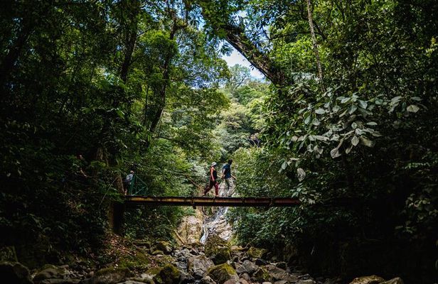 Explore the Antón Valley Adventure and Nature