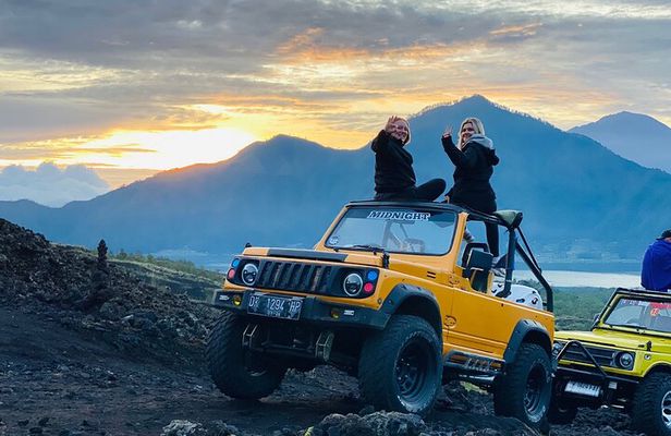 Jeep Mount Batur and Hot Springs with instagram fotos