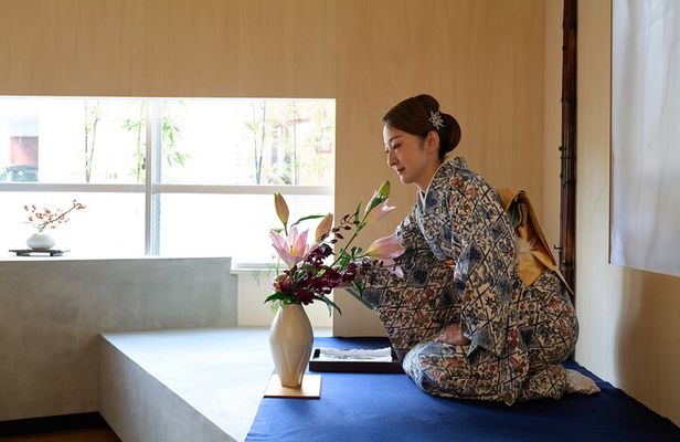 Ikebana Private Program in Kyoto
