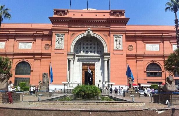 Guided Tour to Egyptian Museum and National Museum