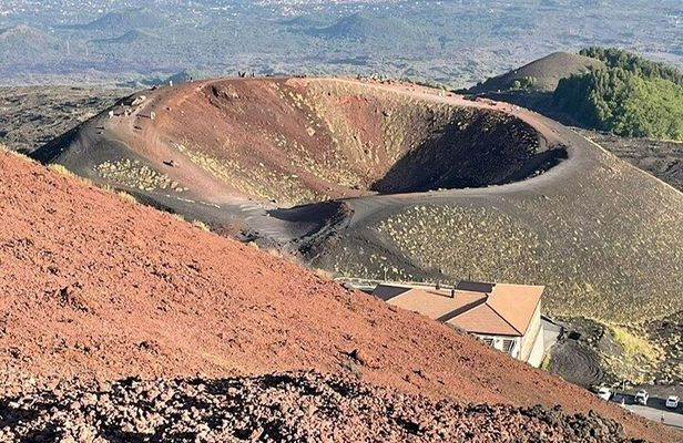 Etna tour with lunch and glass of wine DA Syracuse