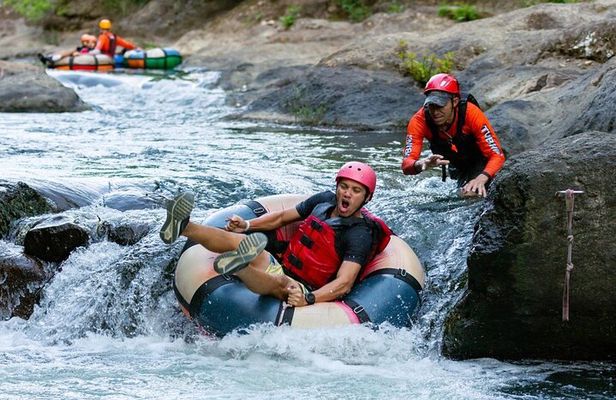 Private Tour of Tubing and Hot Springs and Lunch