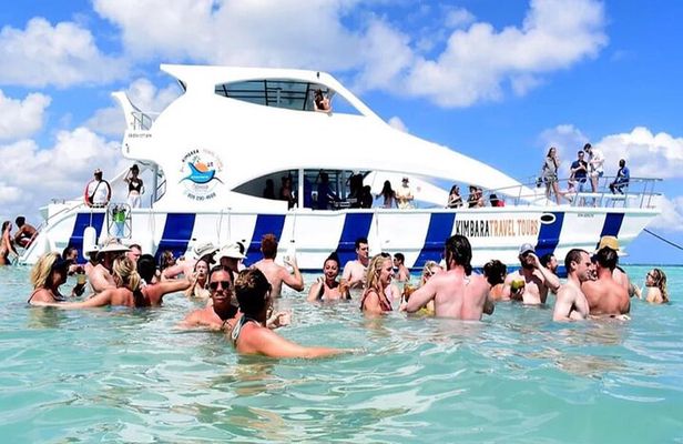 Punta Cana Booze Cruise, Snorkeling, Bar Entertainment Open Bar