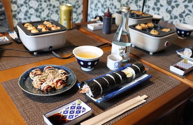 Kyoto Sushi & Takoyaki Cooking Class near Gion and Kiyomizu-dera!