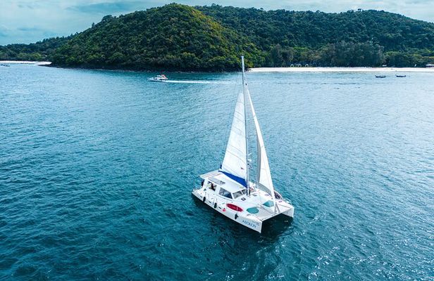 Phuket: Aeolos Catamaran Tour to Coral & Racha Islands + Lunch