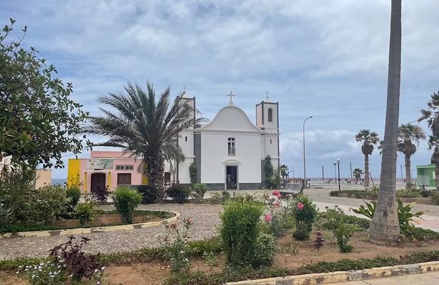 Santo Antão Day Trip by Car – Explore Island Highlights