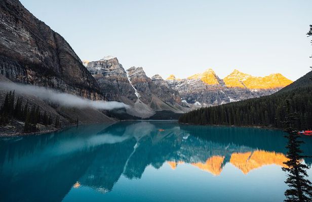Moraine Lake Sunrise & Lake Louise Golden Hour Experience