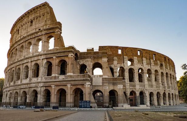 Colosseum Roman Forum palatine hill skip the line entence
