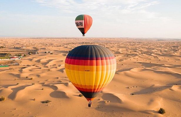 Noble Life Sunrise Hot Air Balloon Experience Over Dubai’s Desert