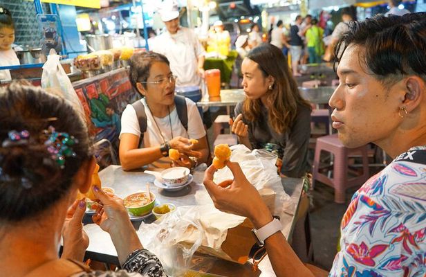 Bangkok Night Foodie Tour in Chinatown