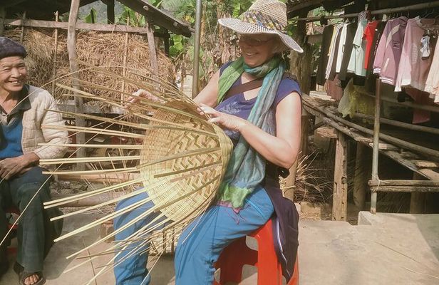 2 Day Cao Bang Trekking in Ban Gioc Waterfall with Crafts Village