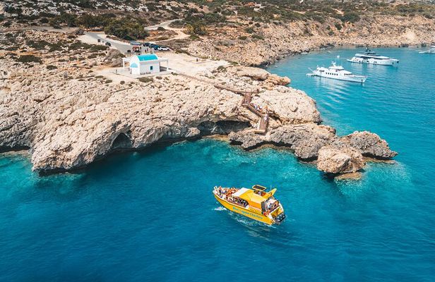 Yellow Boat Cruises: Morning Family Blue Lagoon & Turtle Cruise