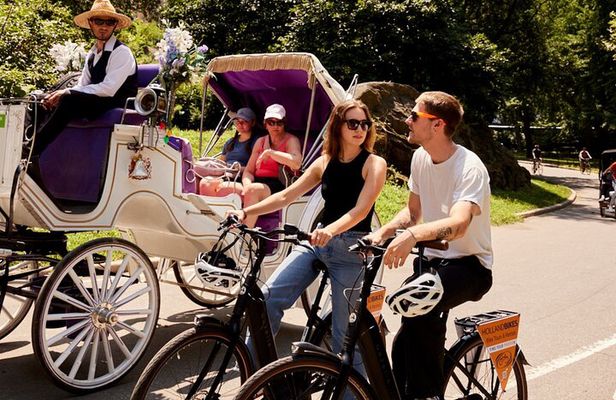 Central Park Bike Tour – Explore in Comfort on Dutch Bikes!
