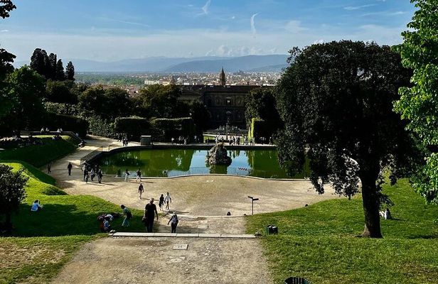 Florence Pitti Palace and Boboli Gardens Walking Tour
